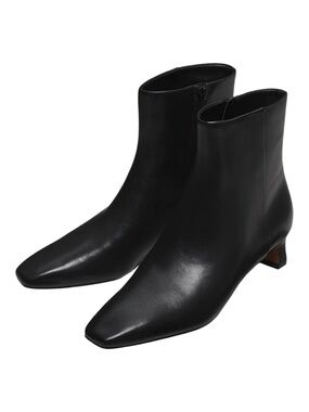 NWT Vince Harlan Black Leather Ankle Boot Size 7